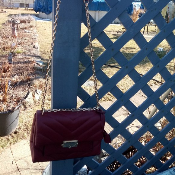 Michael Kors Cece Chevron Quilted Leather Chain Medium Shoulder Bag Purse Berry - Picture 10 of 13